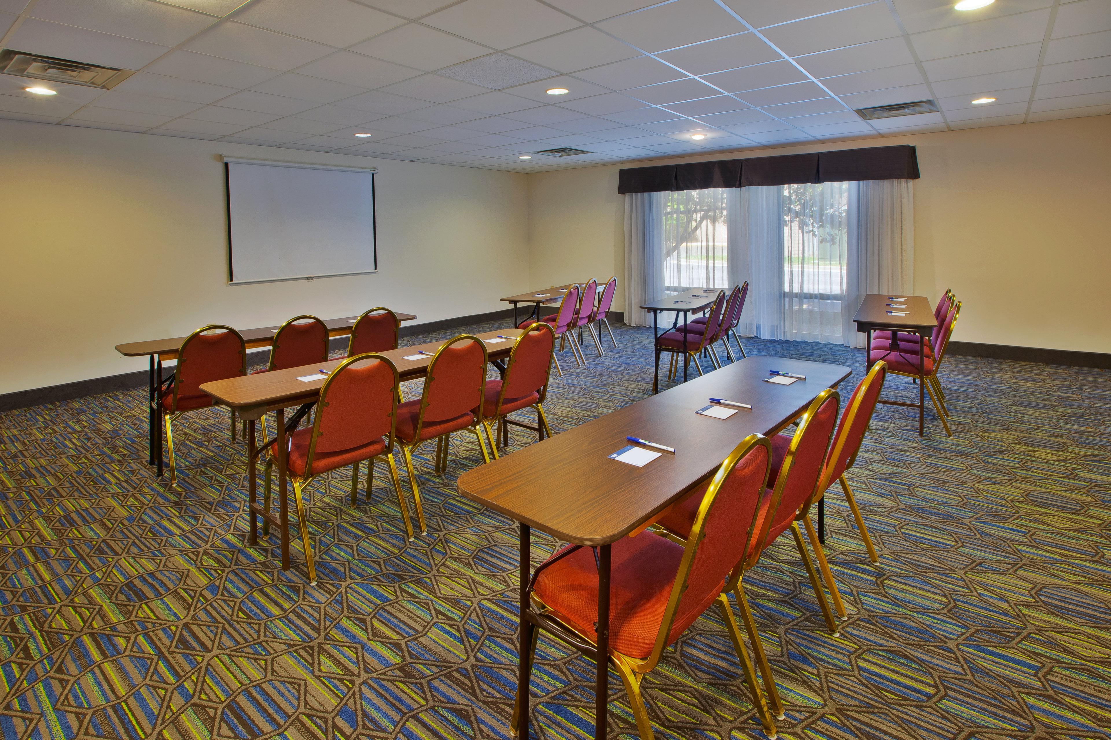 Holiday Inn Express Hotel & Suites Cincinnati Northeast-Milford By Ihg Exteriér fotografie
