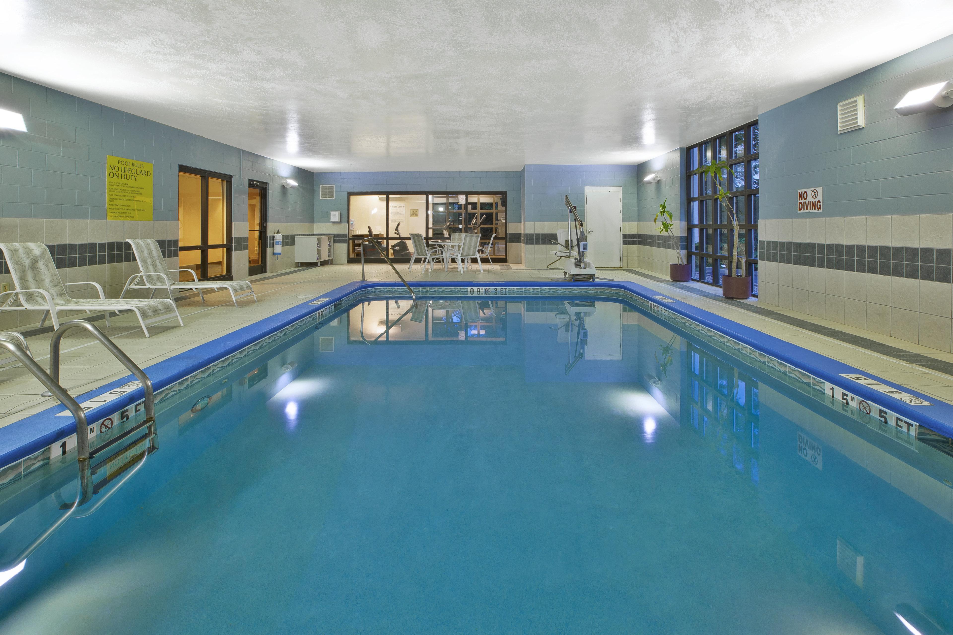 Holiday Inn Express Hotel & Suites Cincinnati Northeast-Milford By Ihg Exteriér fotografie