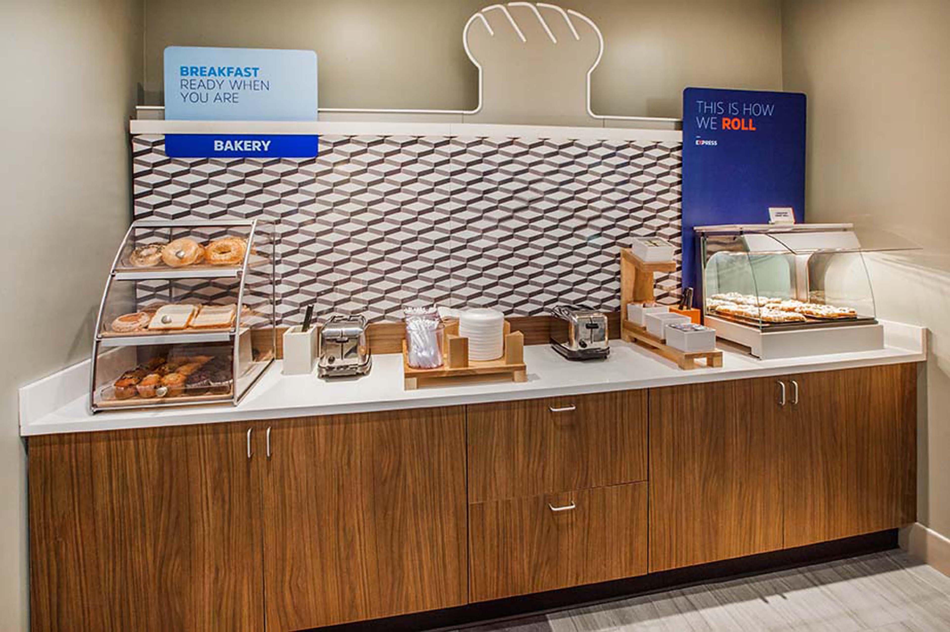 Holiday Inn Express Hotel & Suites Cincinnati Northeast-Milford By Ihg Exteriér fotografie