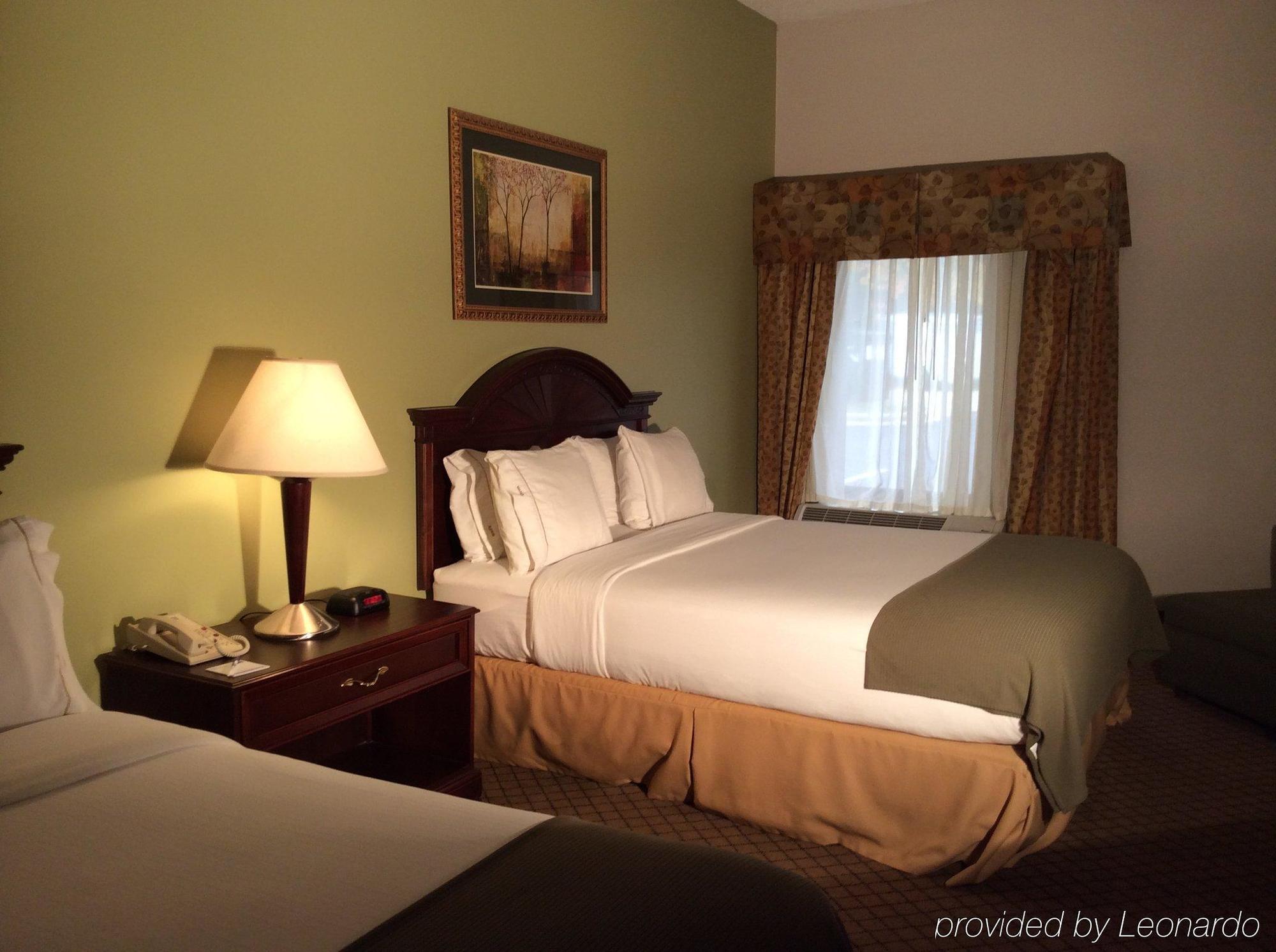 Holiday Inn Express Hotel & Suites Cincinnati Northeast-Milford By Ihg Exteriér fotografie
